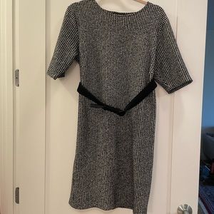 Agnes B houndstooth wool dress size L (4 France)